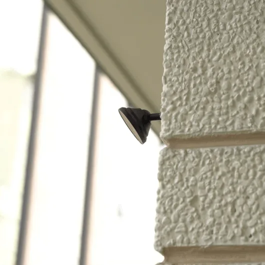 Wireless setup in seconds with the magnetic mount